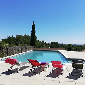 Holiday park Les Garrigues De La Vallee Des Baux, Paradou